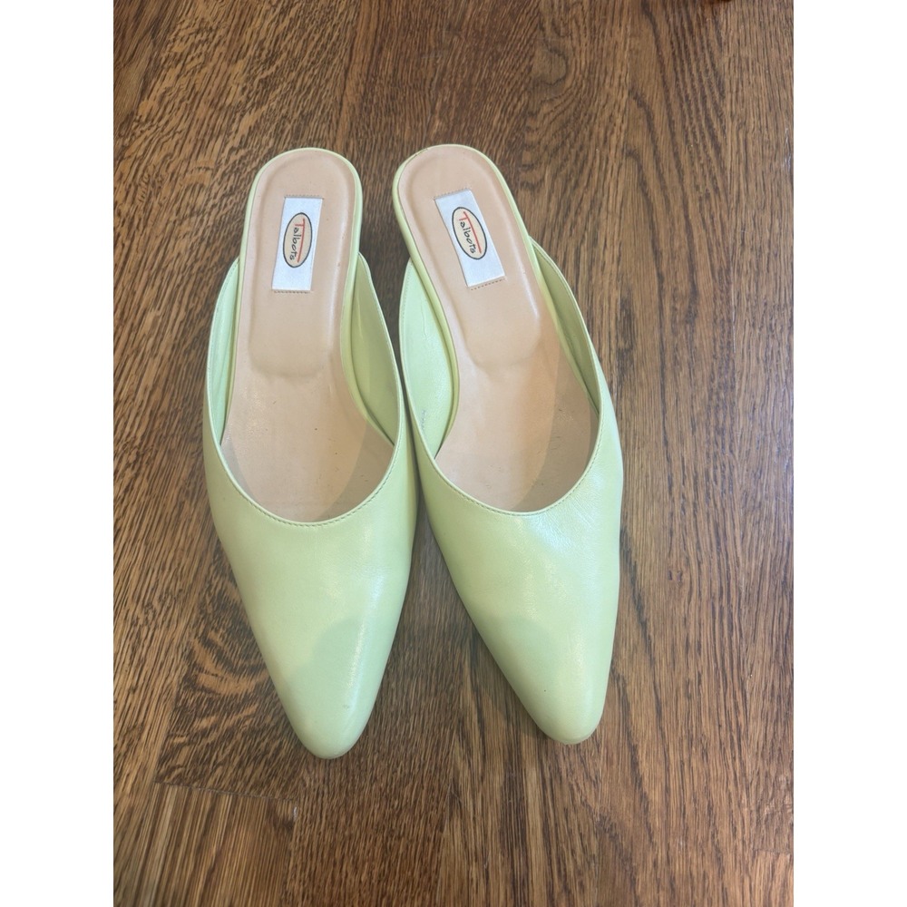 Talbots Vintage Betty Apple Green Kitten Heel Pointed Toe Slip Ons Leather 8.5 M